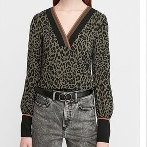 Express Retro Olive Black leopard print V-neck Y2K blouse long sleeves size XS